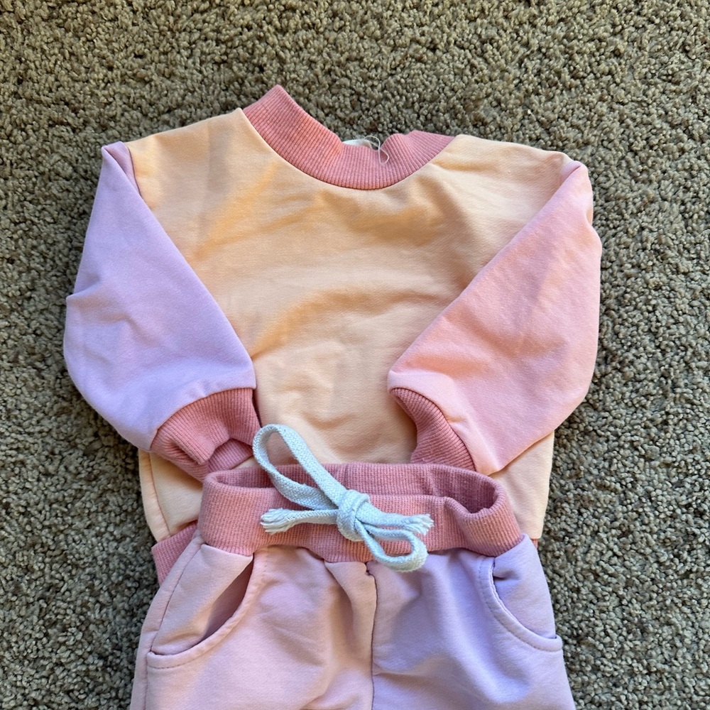 Baby Sweatshirt and Pants Set - Picture 4 of 9